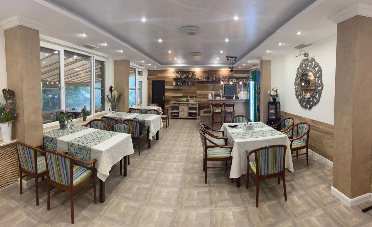 Apart Hotel Central Razgrad Luaran gambar