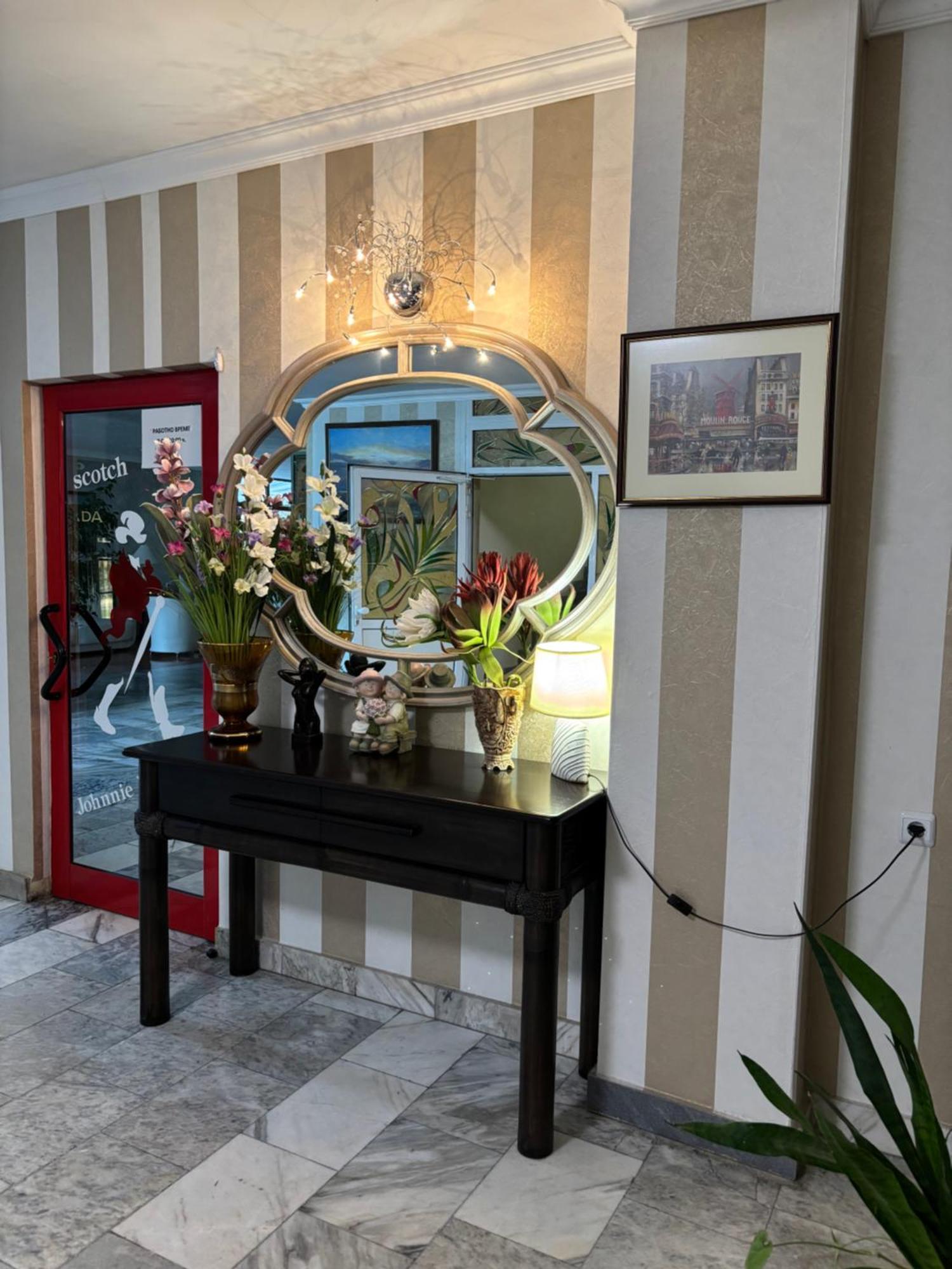 Apart Hotel Central Razgrad Luaran gambar