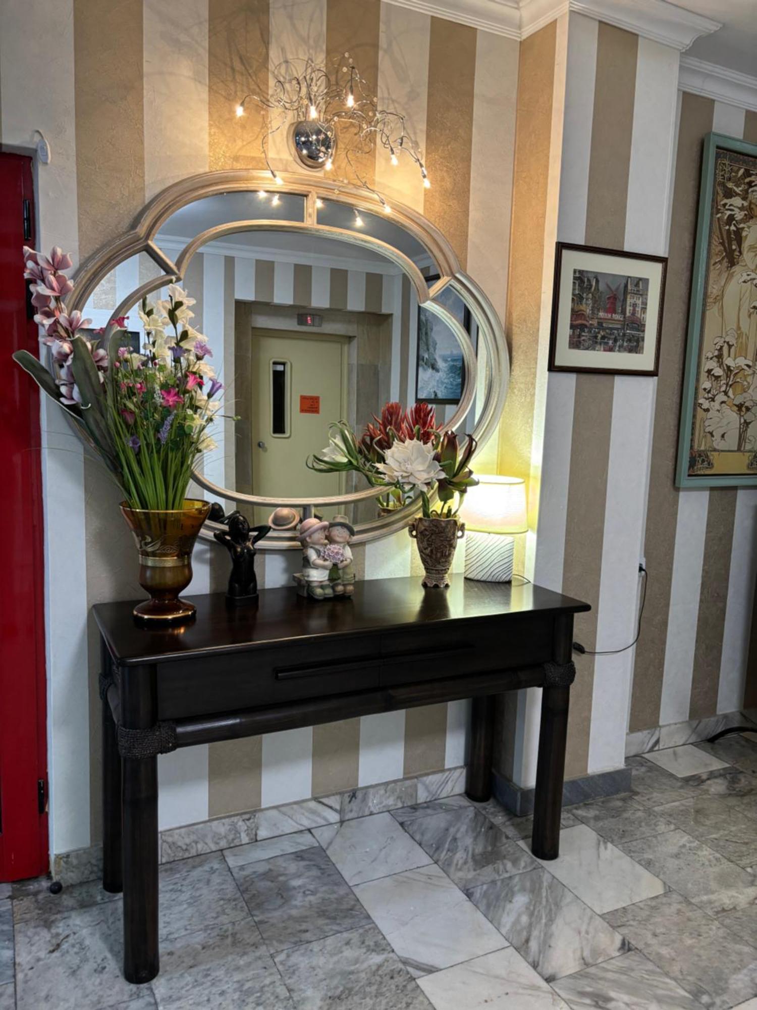 Apart Hotel Central Razgrad Luaran gambar